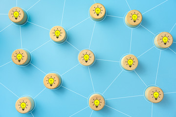 dell笔记本电脑电池显示正在充电但是电量一直不变