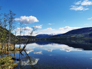 笔记本电脑在哪里调亮度？