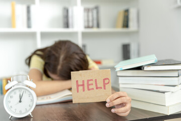 笔记本并不是很热的情况下自动断电